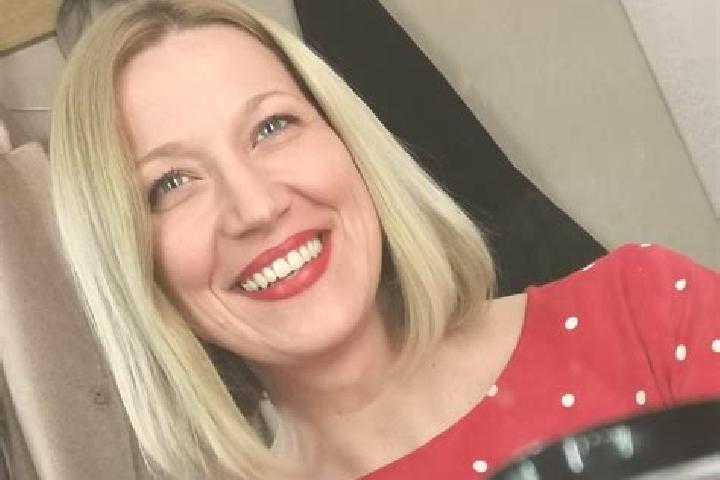 Hazel, 26 — Escort in Cublesu Somesan, Romania
