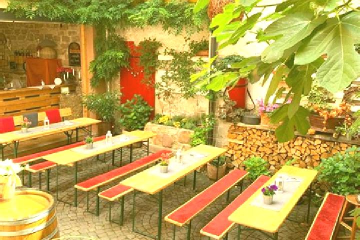 Hazel, 26 — Escort in Grosskrotzenburg, Germany