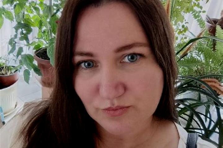 Hazel, 26 — Escort in Karapyshi, Ukraine