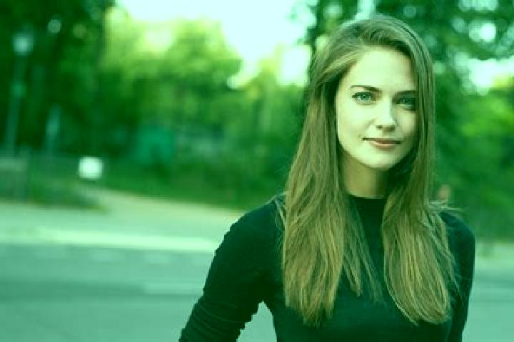 Hazel, 26 — Escort in Krauthausen, Germany