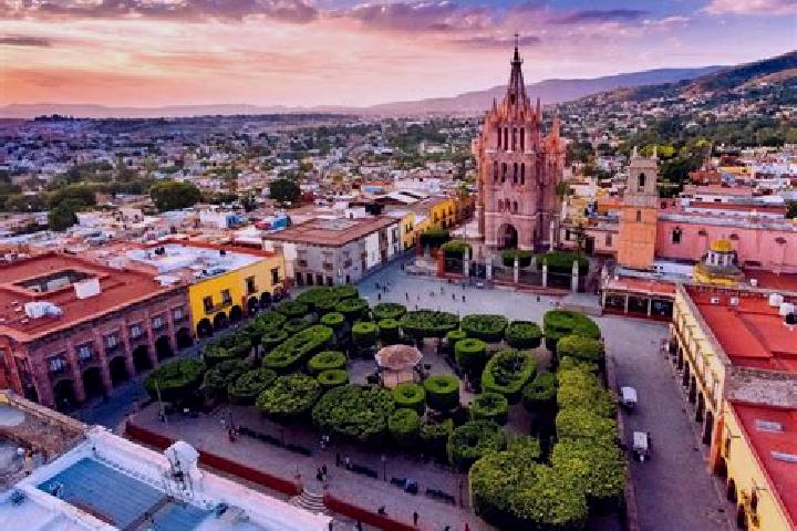 Hazel, 26 — Escort in San Miguel Tamacuaro, Mexico