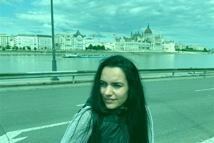Hazel, 26 — Escort in Tamaseu, Romania