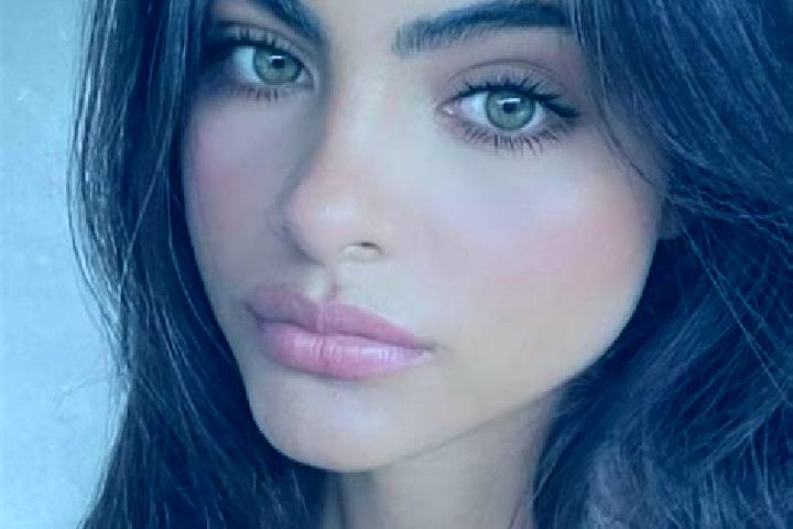 Hazel, 27, a brunette grey-eyed middle eastern companion based in Luoli. Offering Couples, Travel Companion, OWO, Fetish, Domination. Available for incall an...