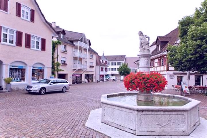 Hazel, 27 — Escort in Arlesheim, Switzerland