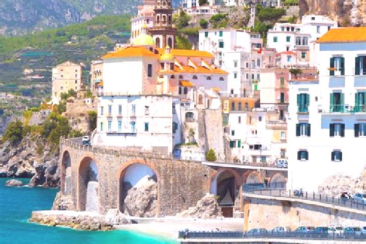 Hazel, 27 — Escort in Claut, Italy