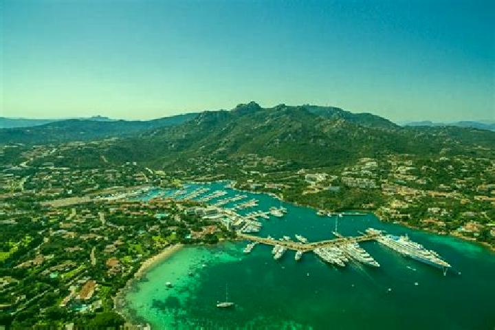 Hazel, 27 — Escort in Porto Cervo, Italy