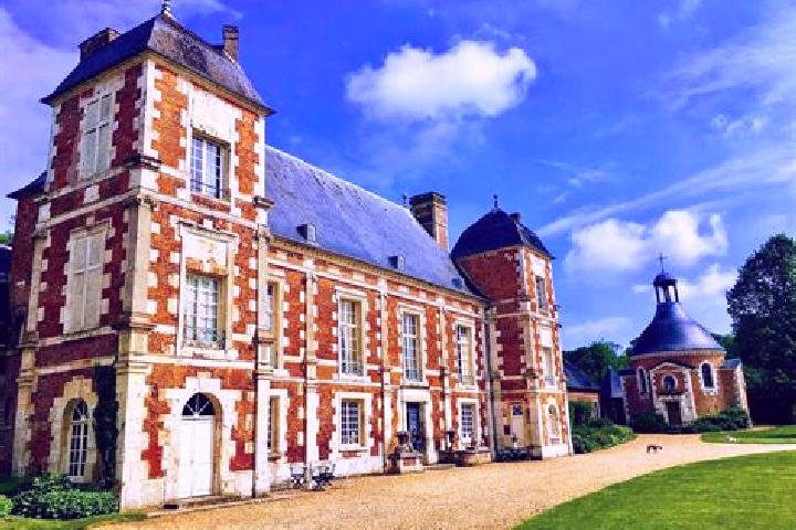 Hazel, 27 — Escort in Radepont, France