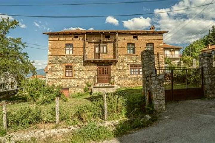 Hazel, 27 — Escort in Vratnica, North Macedonia