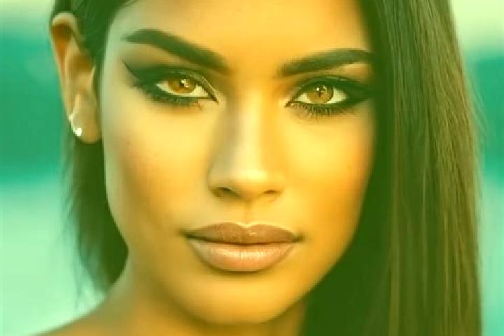 Hazel, 28, a black hazel-eyed latina companion based in Tongtuan. Offering Girlfriend Experience, Roleplay, Tantra. Available for incall and outcall, overnig...