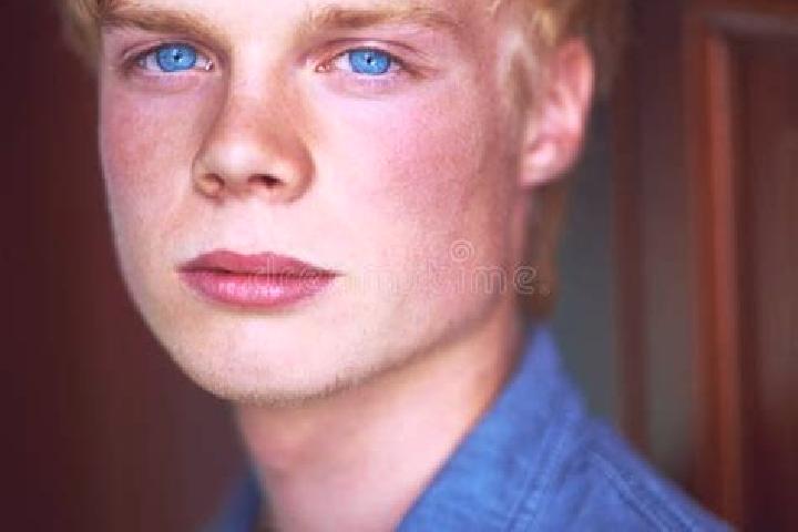 Hazel, 28, a blonde blue-eyed caucasian companion based in Qiangongping. Offering Striptease, Party Girl, Domination. Available for incall and outcall, overn...