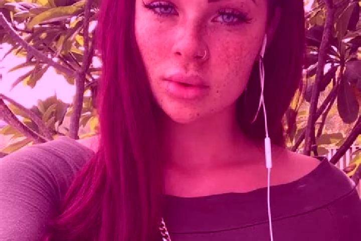 Hazel, 28, a red green-eyed latina companion based in Spezzano Albanese. Offering Domination, Travel Companion, Erotic Massage. Available for incall and outc...