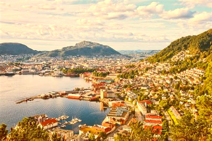 Hazel, 28 — Escort in Bergen, Norway