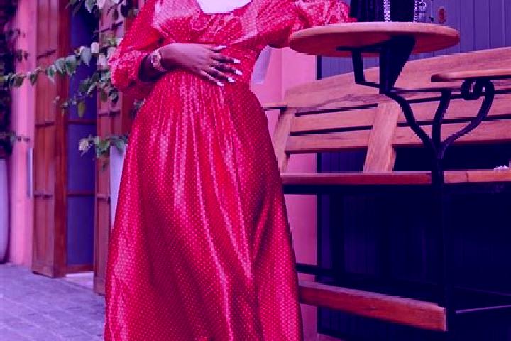 Hazel, 28 — Escort in Linguere, Senegal