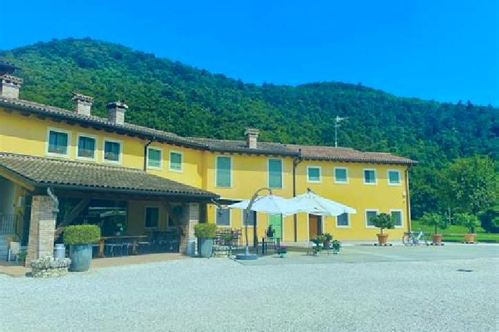 Hazel, 28 — Escort in Ripalta Nuova, Italy