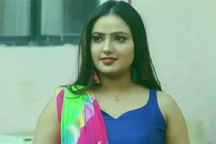 Hazel, 29, a blonde dark-eyed indian companion based in Ulu Tiram. Offering Party Girl, BDSM, Roleplay, Massage, 69. Available for incall and outcall, overni...