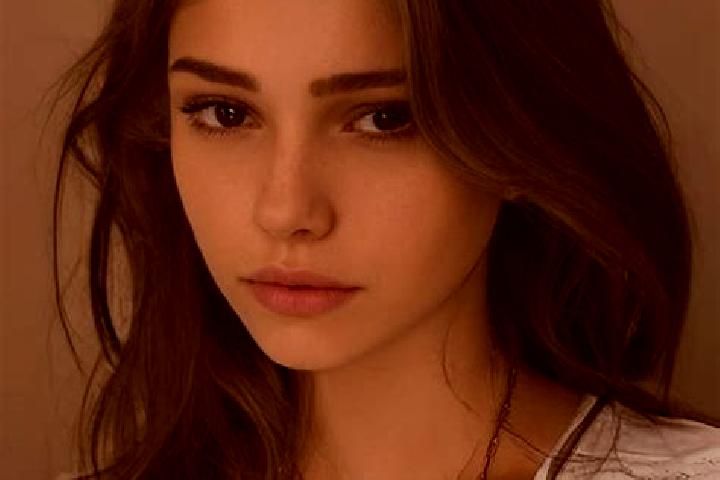 Hazel, 29, a chestnut hazel-eyed slavic companion based in Azuebar. Offering GFE, BDSM, Party Girl. Available for incall and outcall, overnight bookings avai...