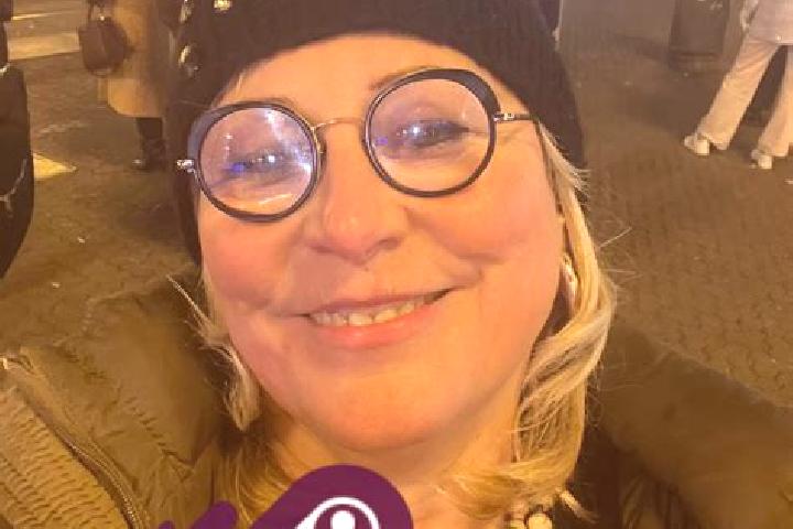 Hazel, 29 — Escort in Bredy, Russia