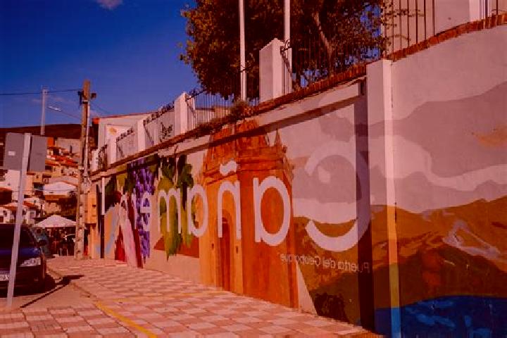 Hazel, 29 — Escort in Canamero, Spain