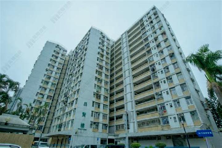 Hazel, 29 — Escort in Nam Cheong Estate, Hong Kong