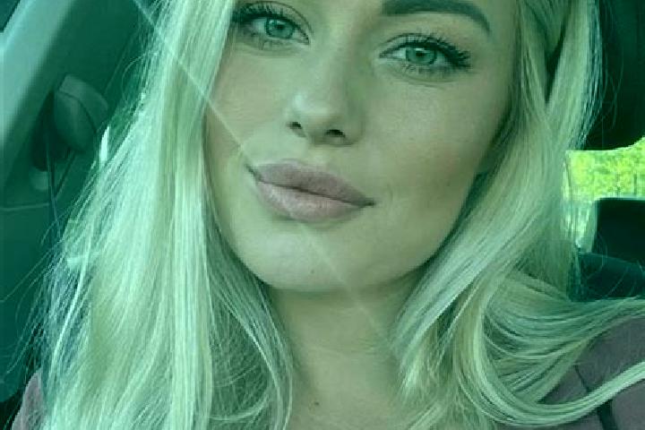 Hazel, 30, a blonde hazel-eyed middle eastern companion based in Cambria. Offering Travel Companion, Tantra, 69. Available for incall and outcall, overnight ...