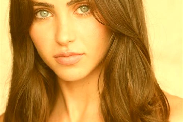 Hazel, 30, a brunette brown-eyed latina companion based in Trelly. Offering Deep French Kissing, Massage, Girlfriend Experience. Available for incall and out...