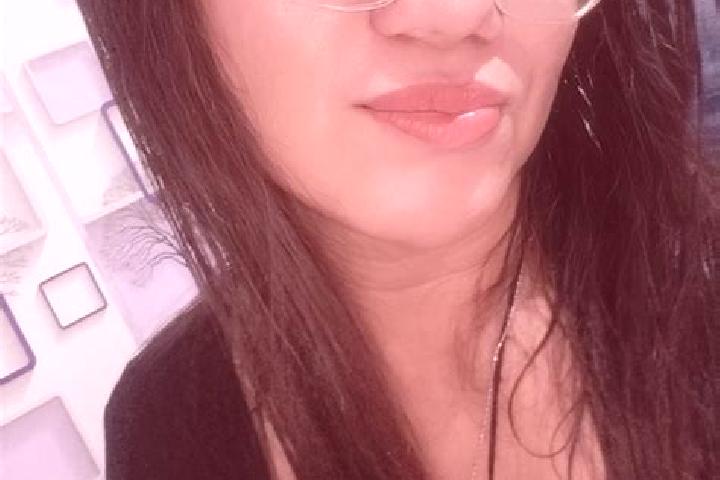 Hazel, 30 — Escort in Manis Legokherang, Indonesia