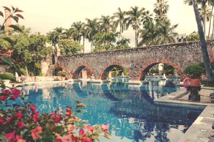 Hazel, 30 — Escort in San Pablo Pixtun, Mexico