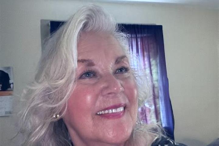 Hazel, 30 — Escort in Valley View, United States