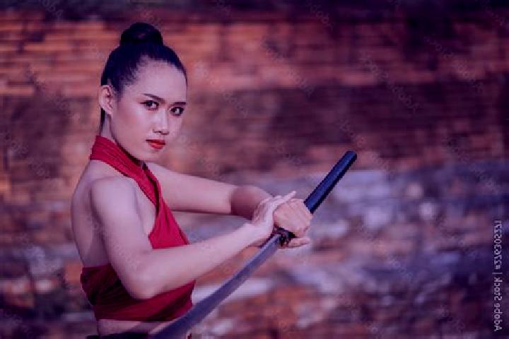 Hazel, 31 — Escort in Bang Rachan, Thailand