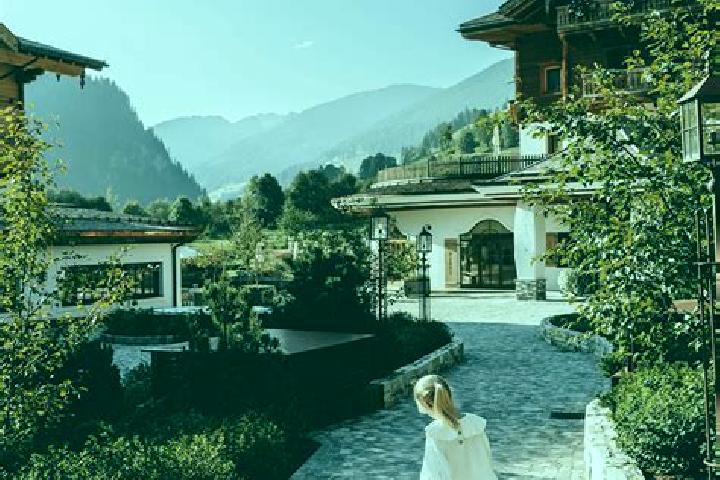 Hazel, 31 — Escort in Taxenbach, Austria