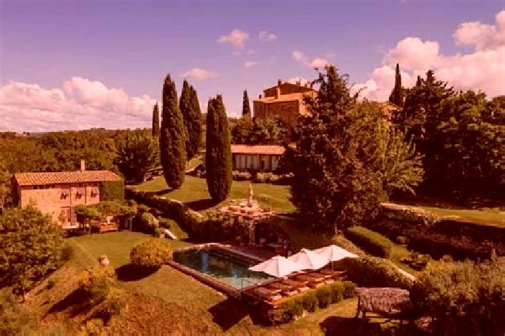 Hazel, 31 — Escort in Vicarello, Italy