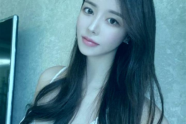 Hazel, 31 — Escort in Waishan, China
