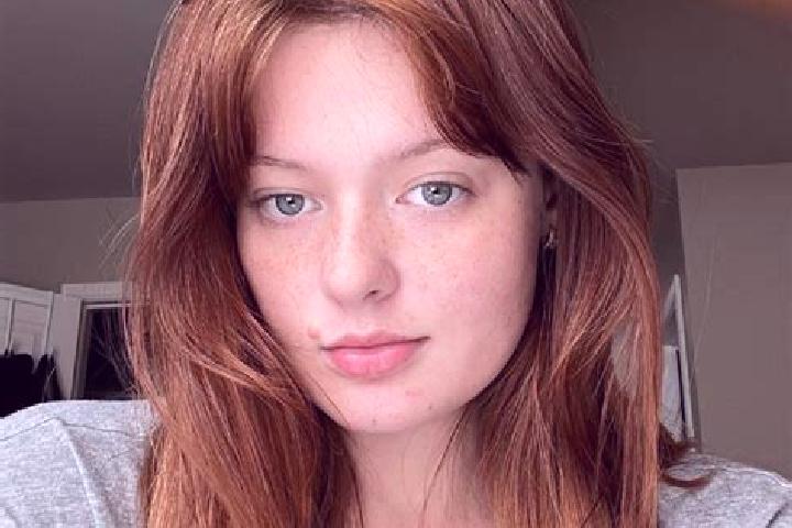Hazel, 32, a auburn blue-eyed mixed companion based in Stangental. Offering Deep French Kissing, CIM, Roleplay, Party Girl, Erotic Massage. Available for inc...