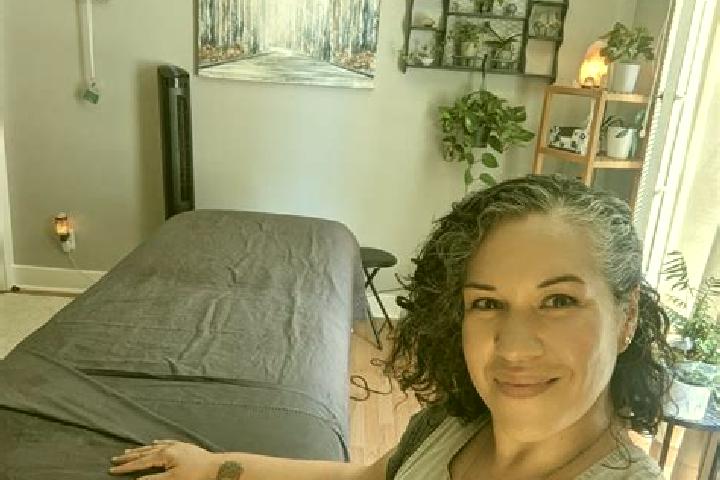 Hazel, 32, a black brown-eyed mediterranean companion based in Talem Seh Shanbeh. Offering Massage, 69. Available for incall and outcall, day and evening dates.