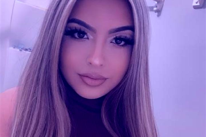 Hazel, 32, a blonde amber-eyed latina companion based in Ansauvillers. Offering Striptease, Dinner Date, Girlfriend Experience. Available for incall and outc...
