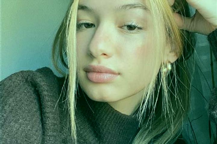 Hazel, 32, a blonde brown-eyed asian companion based in Urduna. Offering Domination, Overnight, Deep French Kissing. Available for incall and outcall, day an...