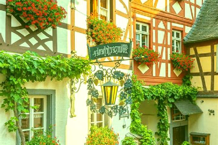 Hazel, 32 — Escort in Bechtsbuettel, Germany