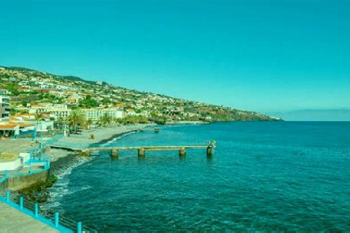 Hazel, 32 — Escort in Calheta, Portugal