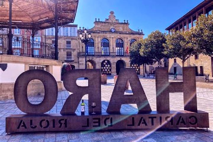 Hazel, 32 — Escort in Carrascosa de Haro, Spain