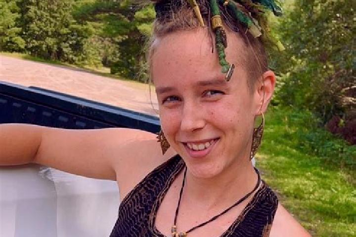 Hazel, 32 — Escort in Little Mountain, Canada