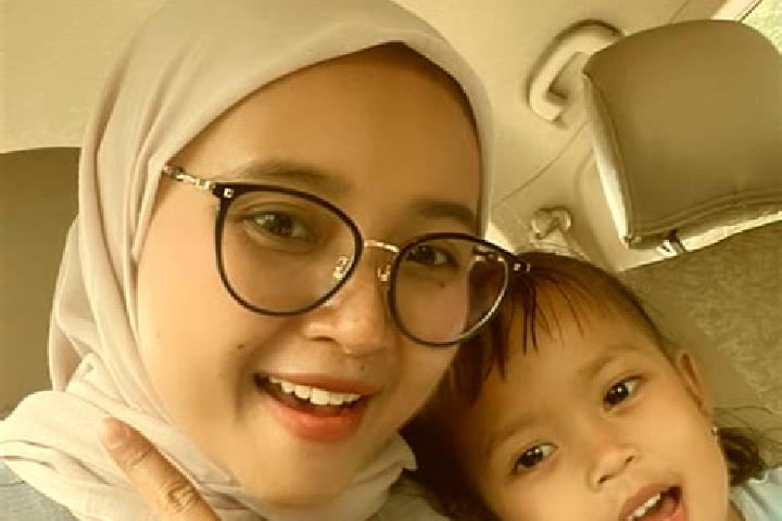 Hazel, 32 — Escort in Puger, Indonesia