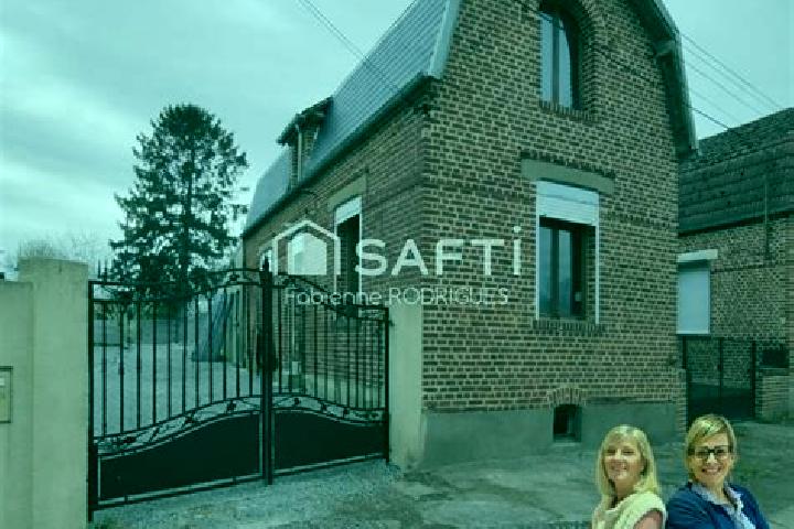 Hazel, 32 — Escort in Saint-Souplet, France