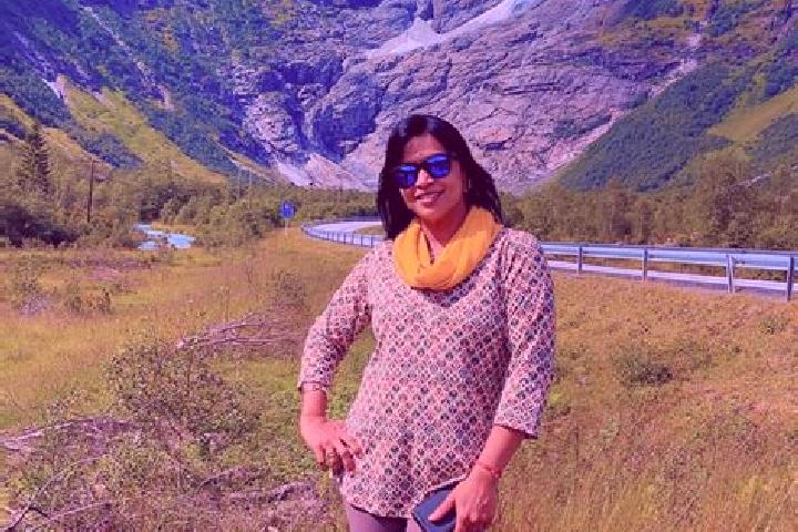 Hazel, 32 — Escort in Sogndal, Norway