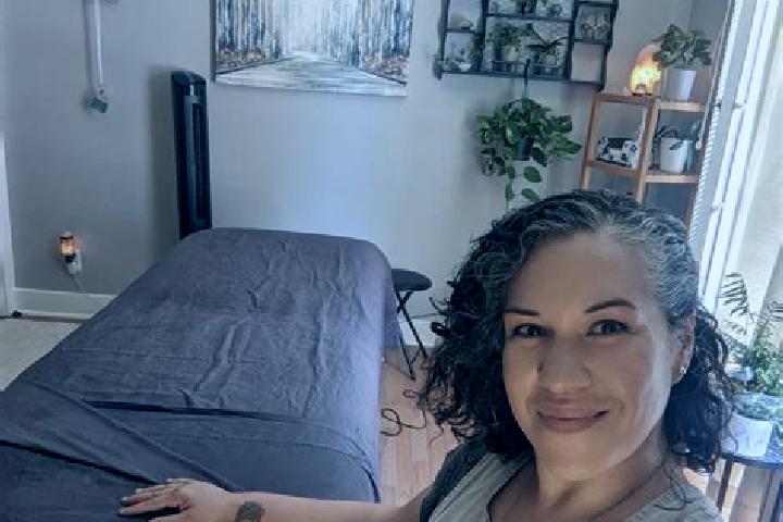 Hazel, 33, a black brown-eyed mixed companion based in Santa Tereza de Goias. Offering Erotic Massage, Overnight, Tantra. Available for incall and outcall, d...