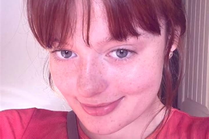 Hazel, 33, a red brown-eyed mediterranean companion based in Taabinga. Offering Dinner Date, CIM, BDSM, Duos. Available for incall and outcall, day and eveni...