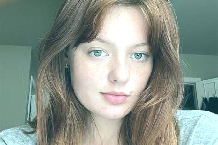 Hazel, 33, a red green-eyed caucasian companion based in Rigica. Offering Couples, CIM, Girlfriend Experience. Available for incall and outcall, overnight bo...