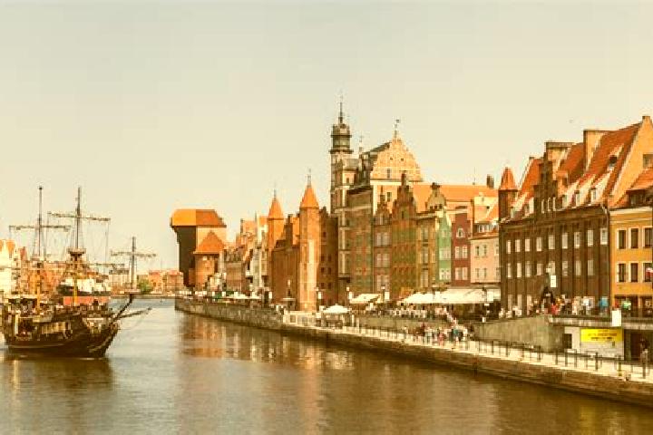 Hazel, 33 — Escort in Biskupice, Poland