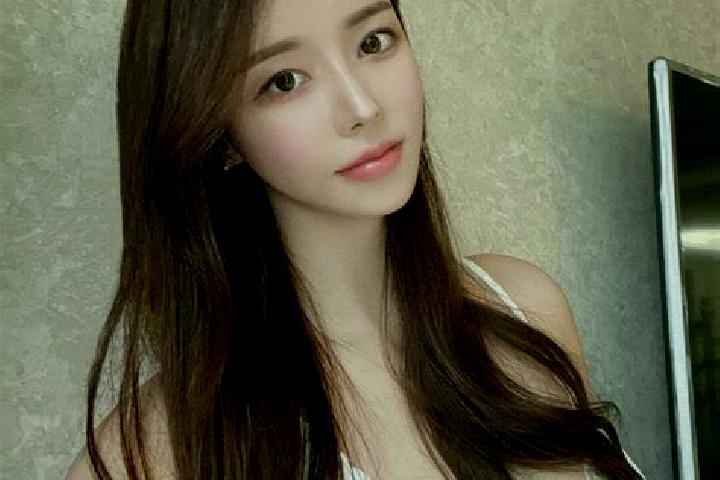 Hazel, 33 — Escort in Jiukeng, China