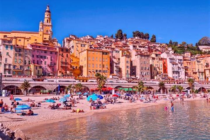 Hazel, 33 — Escort in Menton, France