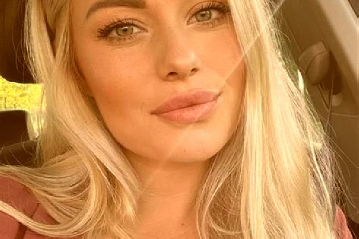 Hazel, 34, a blonde hazel-eyed mediterranean companion based in El Paraiso. Offering Couples, Duos, Deep French Kissing, Striptease. Available for incall and...